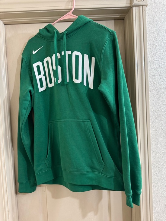 Nike Other - NEW Nike Boston Celtics Green Hoodie